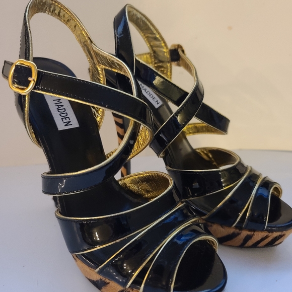 🖤 Steve Madden Tiger Animal Print Black Gold Platform 4 inch Black Heels Size 6 - Picture 2 of 5